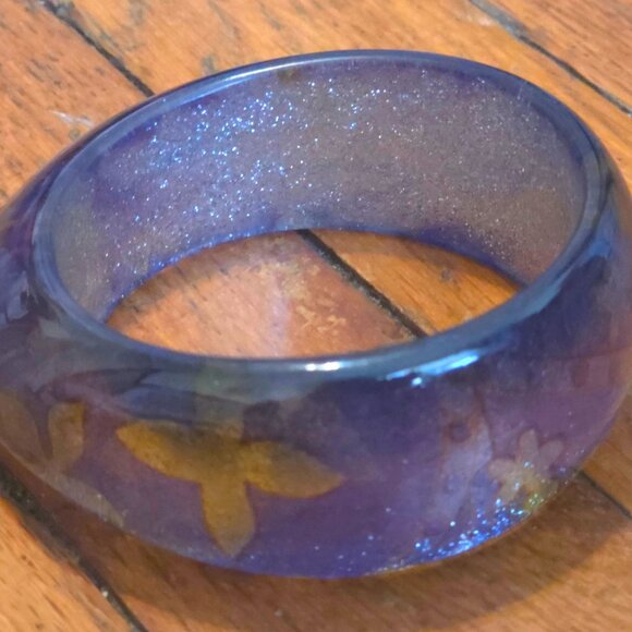 🌙 Midnight Bloom Resin Bangle – 2" Statement Cuff - Picture 2 of 3
